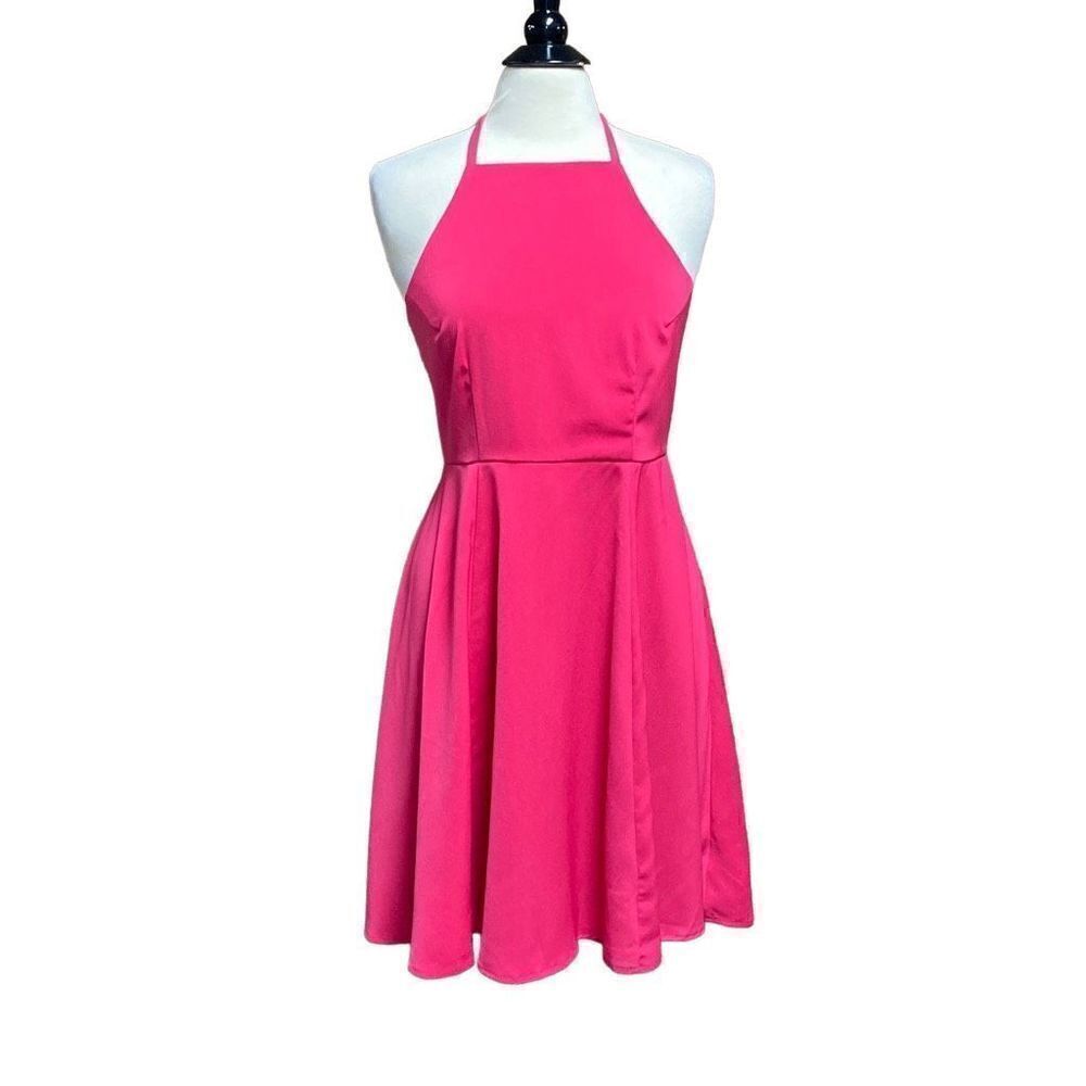 TCEC Fuchsia Halter Dress Size Medium NWT